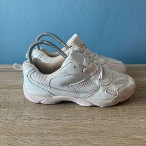 TOMS Shoes Womens 7.5 White  "Not for Resale" Canvas Upper tie